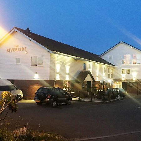 The Riverside Inn Saltford Eksteriør bilde