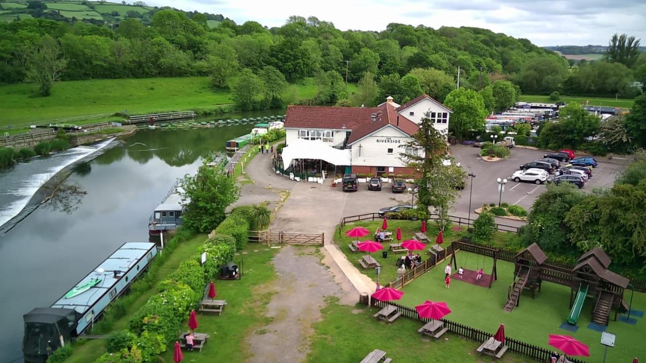 The Riverside Inn Saltford Eksteriør bilde